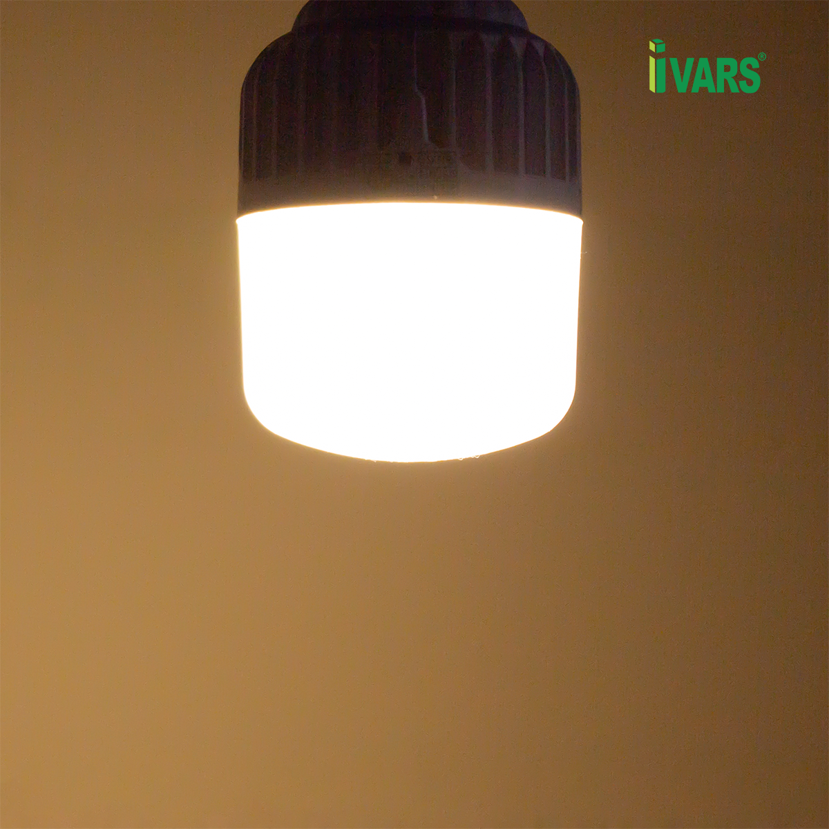 Đèn LED BULB 14W Ánh Sáng Vàng Thương Hiệu IVARS - Hàng chính hãng