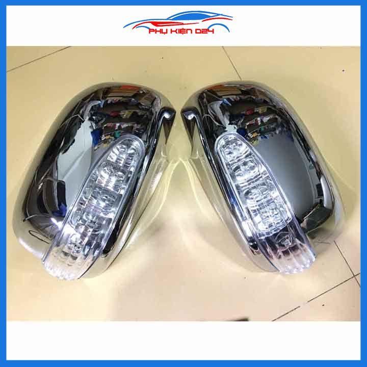 Ốp gương Innova 2006-2007-2008-2009-2010-2011-2012-2013-2014-2015-2016 tích hợp led xi nhan mạ crom trang trí làm đẹp xe