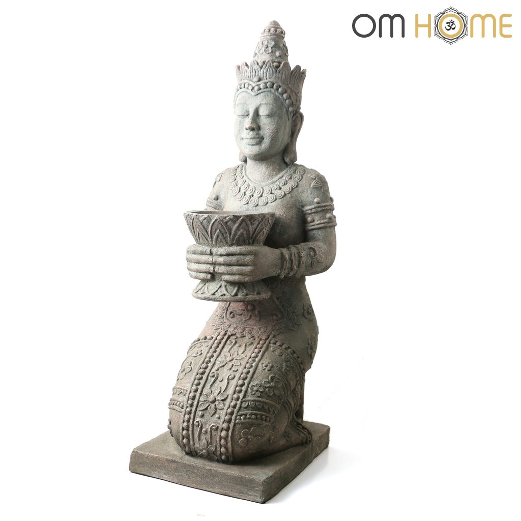 Tượng Quỳ Ôm Bát