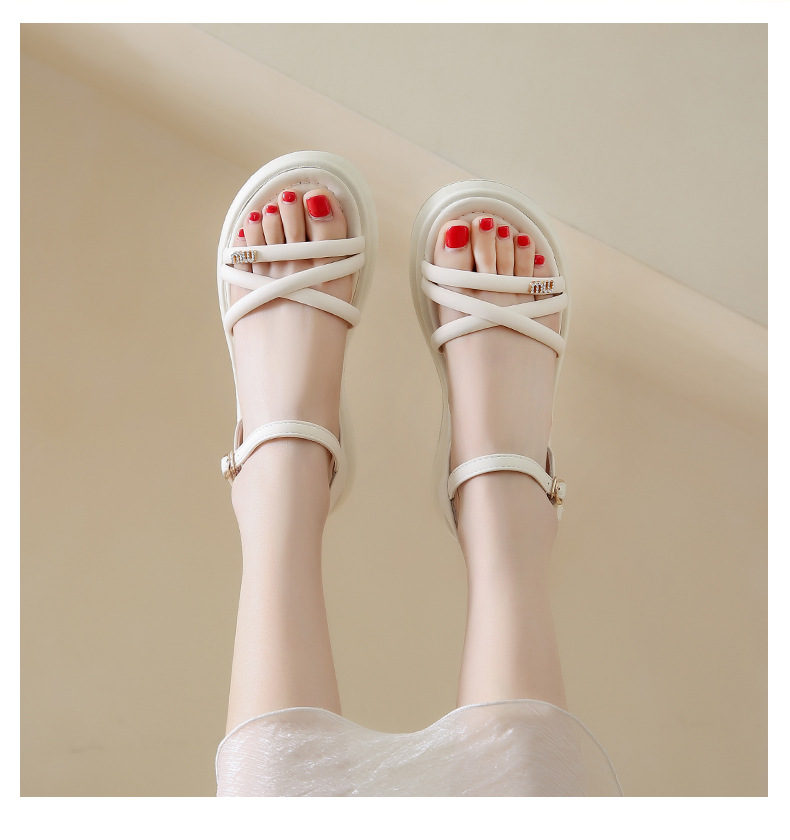 Giày Sandal quai hậu siêu nhẹ, êm nhẹ chống trơn trượt  – GSD9146