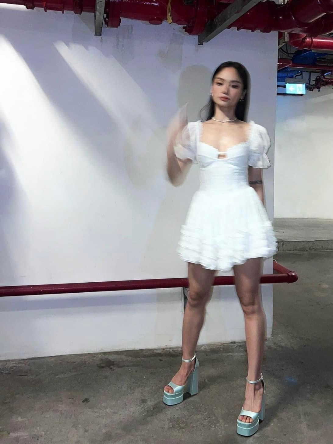 Đầm Dự Tiệc Dáng Xòe Tay Phồng Nhún Bèo Thiết Kế Cao Cấp MARTHA DRESS