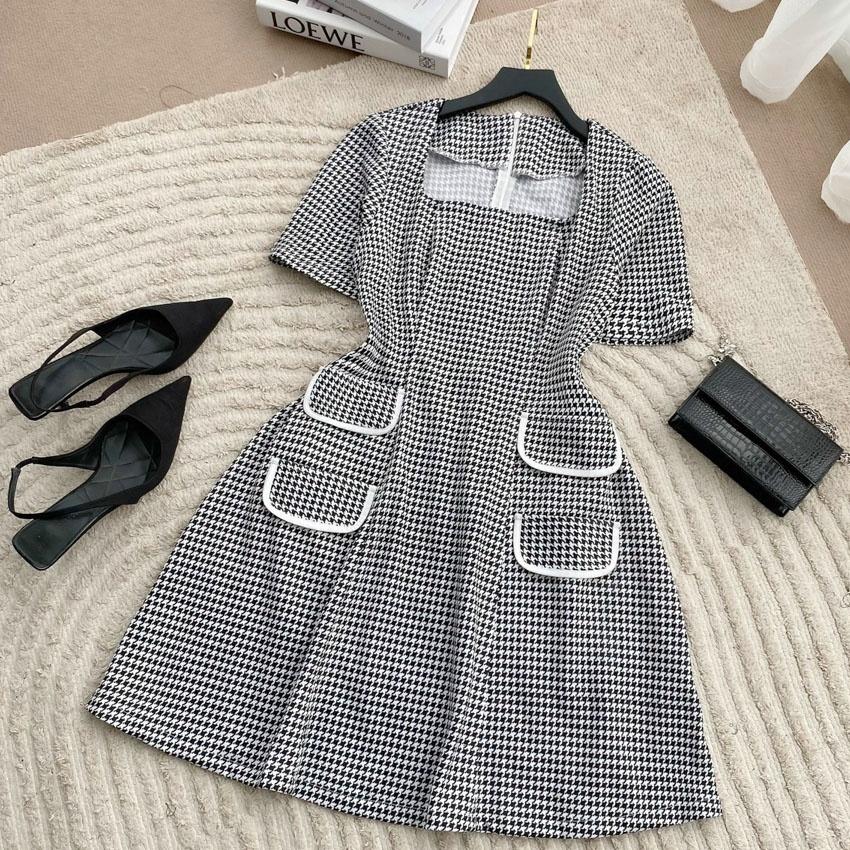 Đầm caro Bigsize 4 túi 6 nút ChubbyBigsize