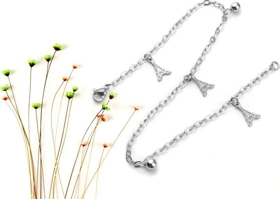 Lắc chân kiêm lắc tay đơn giản