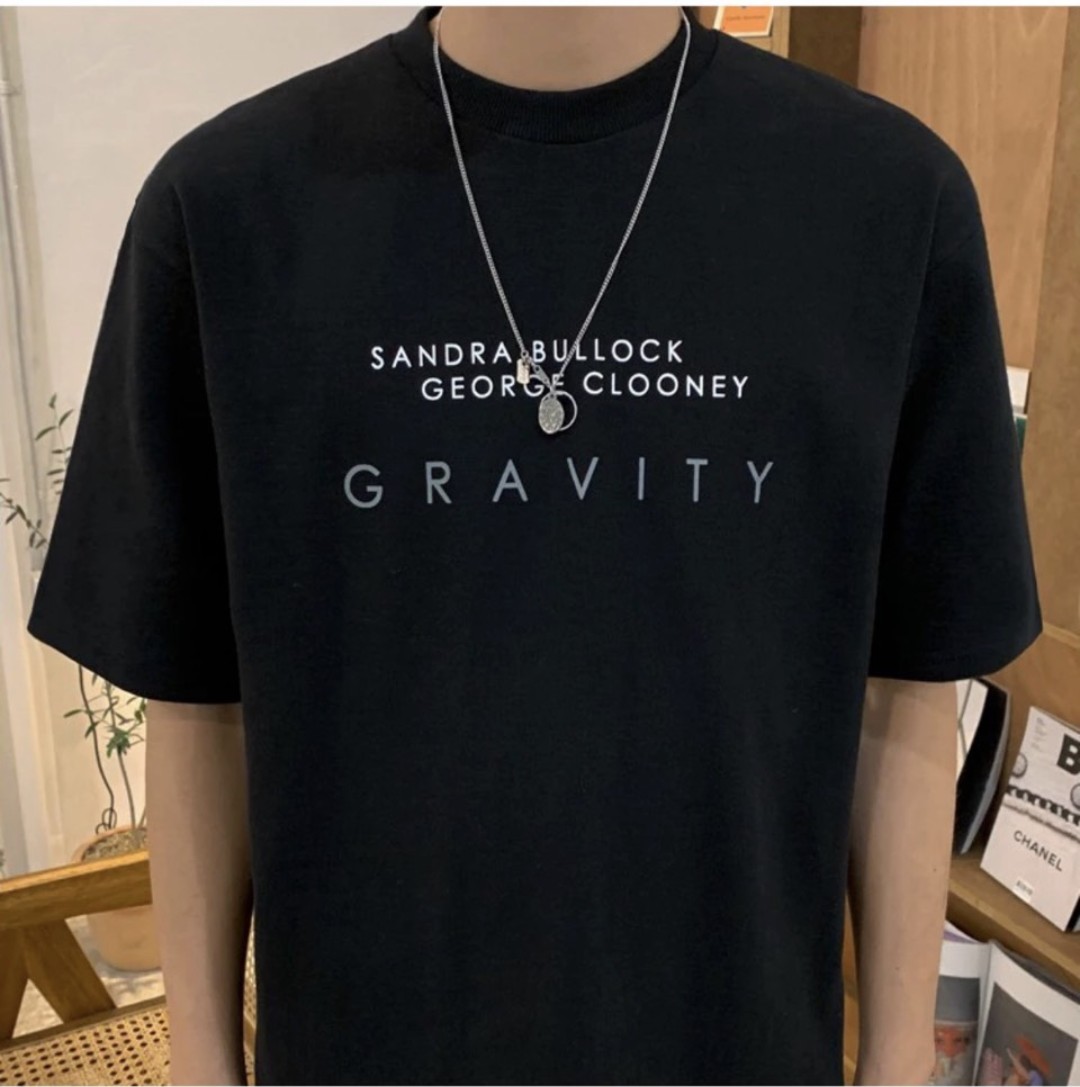 Áo Thun Nam Tay Lỡ Unisex cổ Tròn chất liệu vải cotton màu đen form rộng in chữ GRAVITY phong cách độc chất Trumunisex