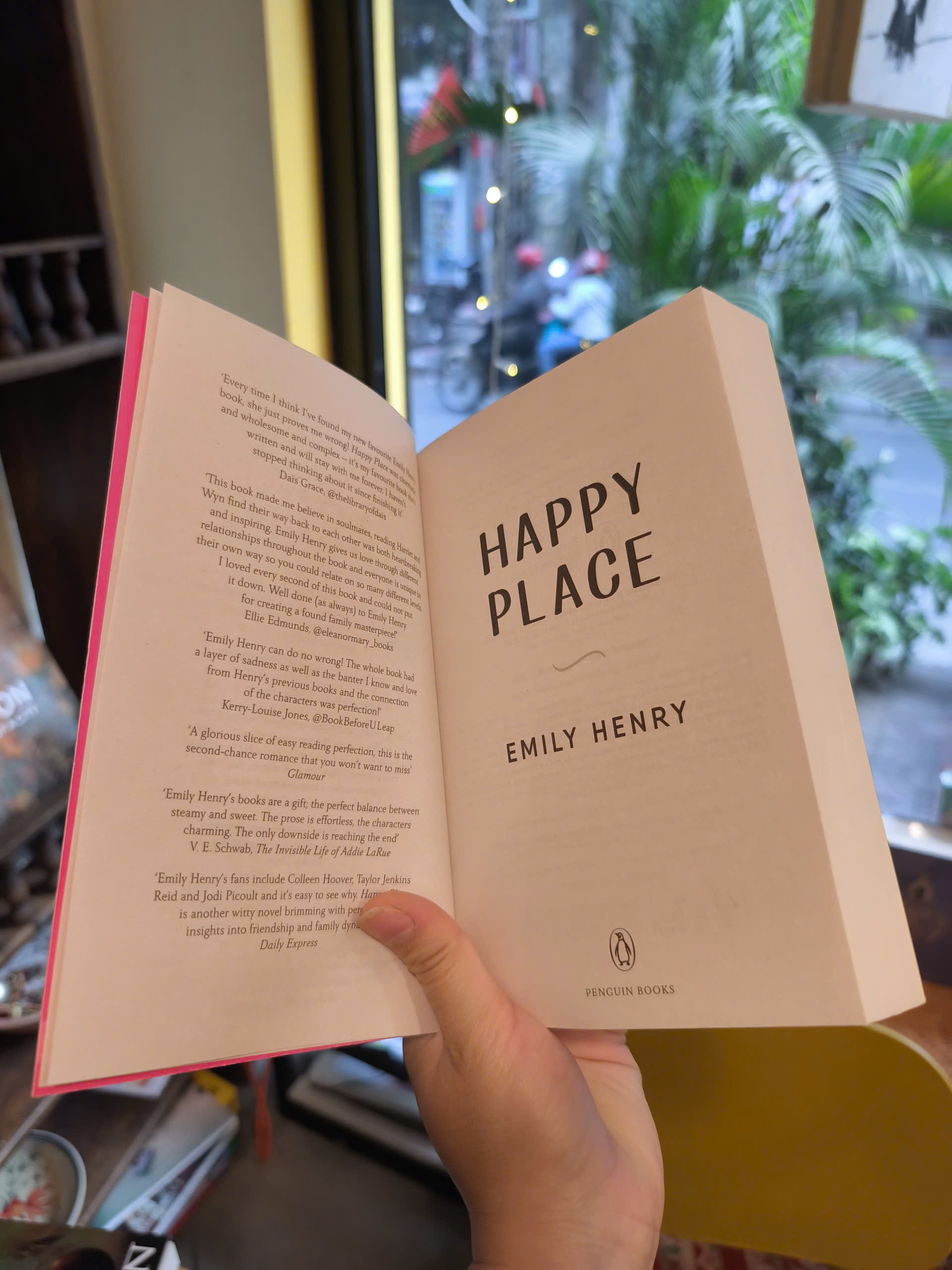 Sách - Happy Place by Emily Henry - The Number One Sunday Time Bestseller/ Fiction/English