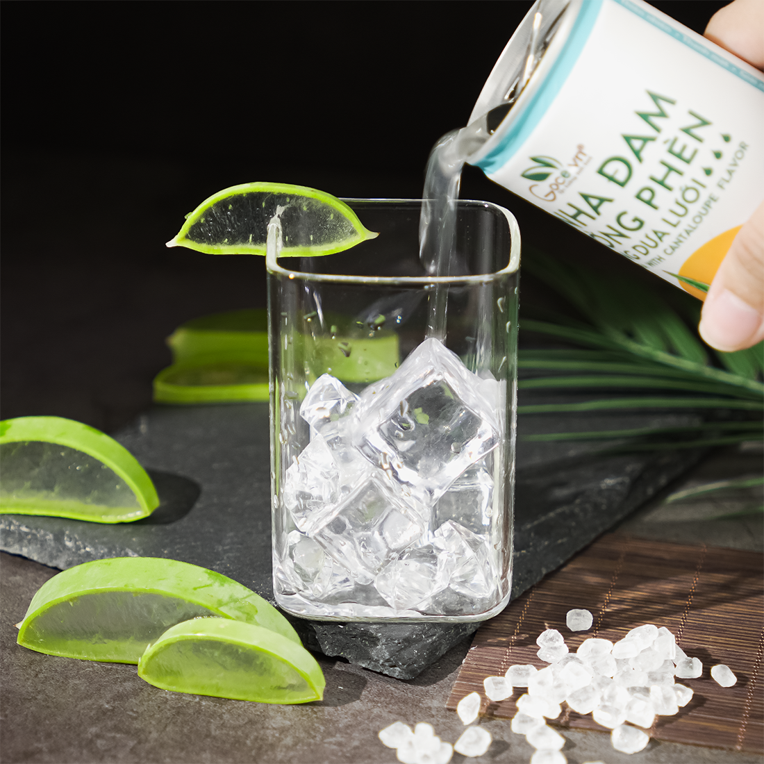 1 Thùng - Nước nha đam đường phèn hương dưa lưới Goce.vn - 240ml