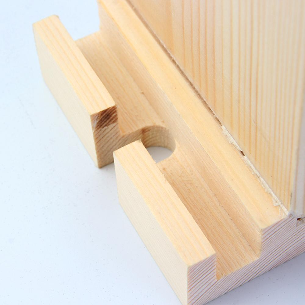 Giá đỡ điện thoại sạc pin bằng gỗ treo tường