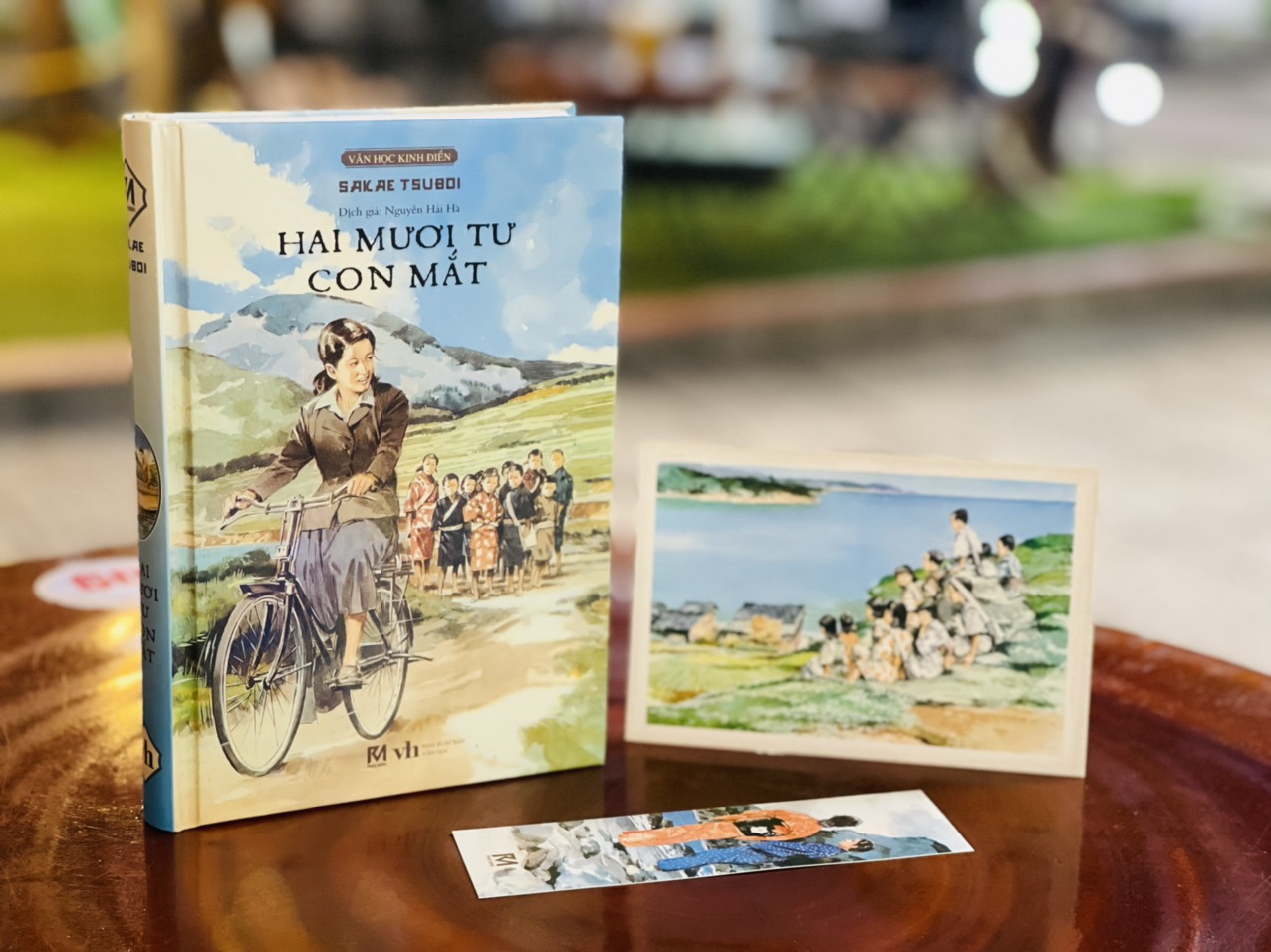 HAI MƯƠI TƯ CON MẮT- Sakae Tsuboi – Nguyễn Hải Hà dịch – Phuc Minh Books – NXB Văn Học