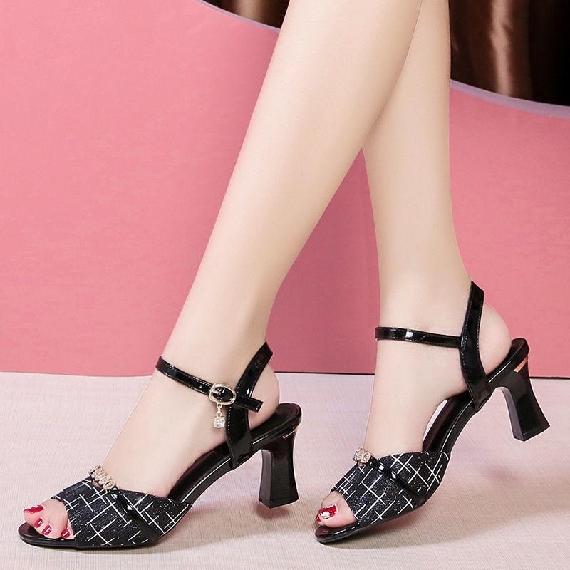 Sandals 2021 new women's mother's shoes children's summer middle heels versatile fashion fairy style thick heels high he