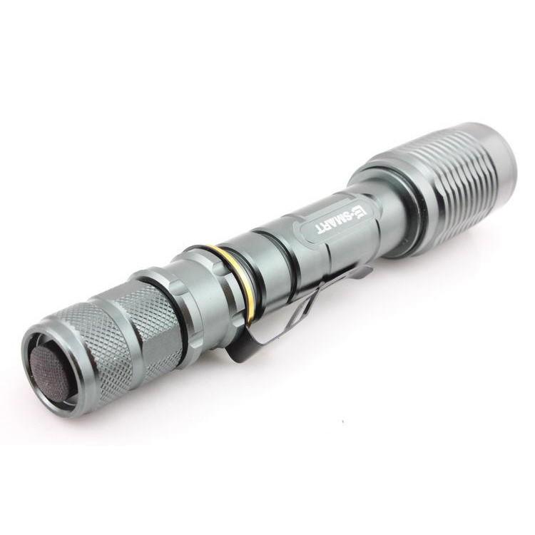 Đèn pin siêu sáng công suất lớn T6