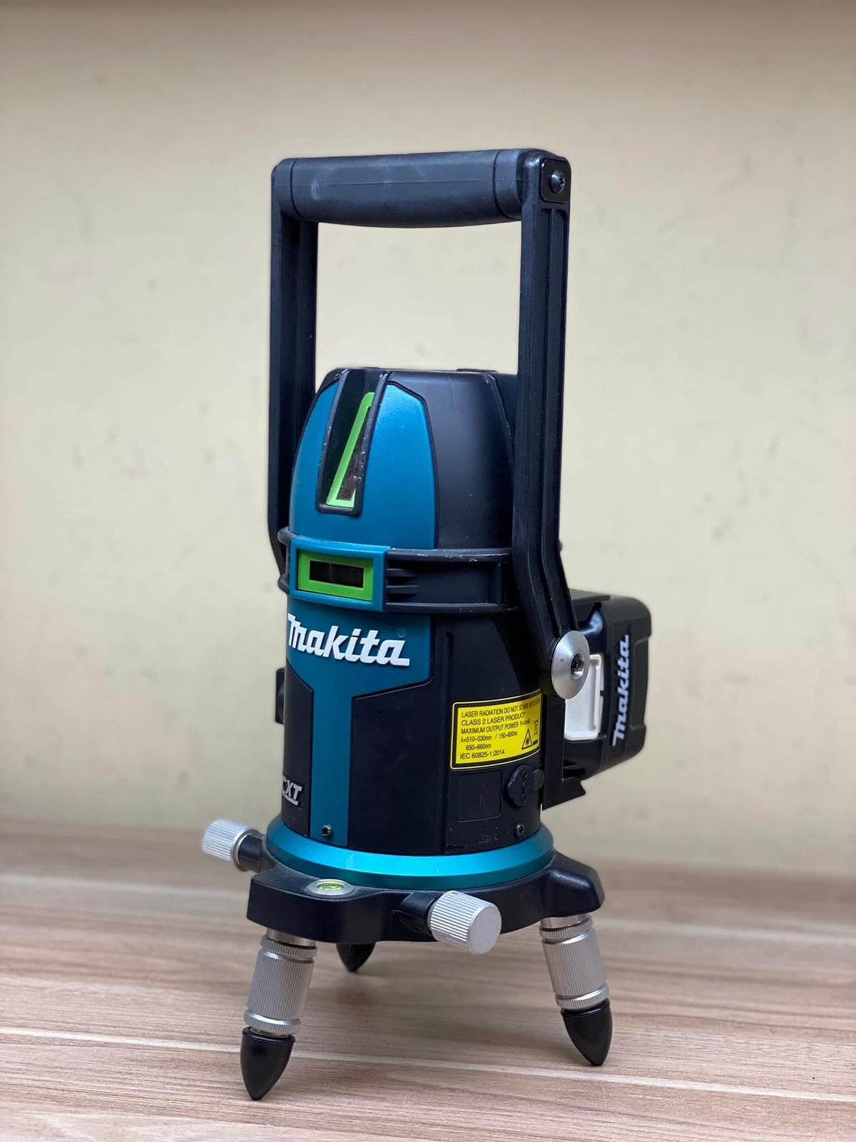 MÁY CÂN MỰC LASER 3 TIA XANH DÙNG PIN 12V MAKITA SK209GDZ - HÀNG CHÍNH HÃNG
