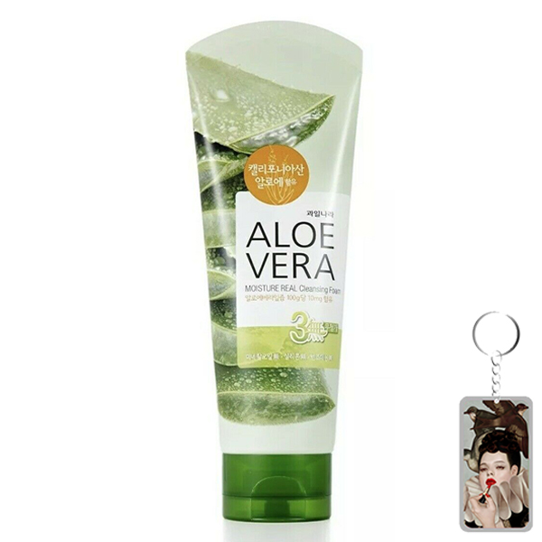 Sữa rửa mặt lô hội trắng da Aloevera Moisture Real Cleansing Foam 150g + Móc khóa