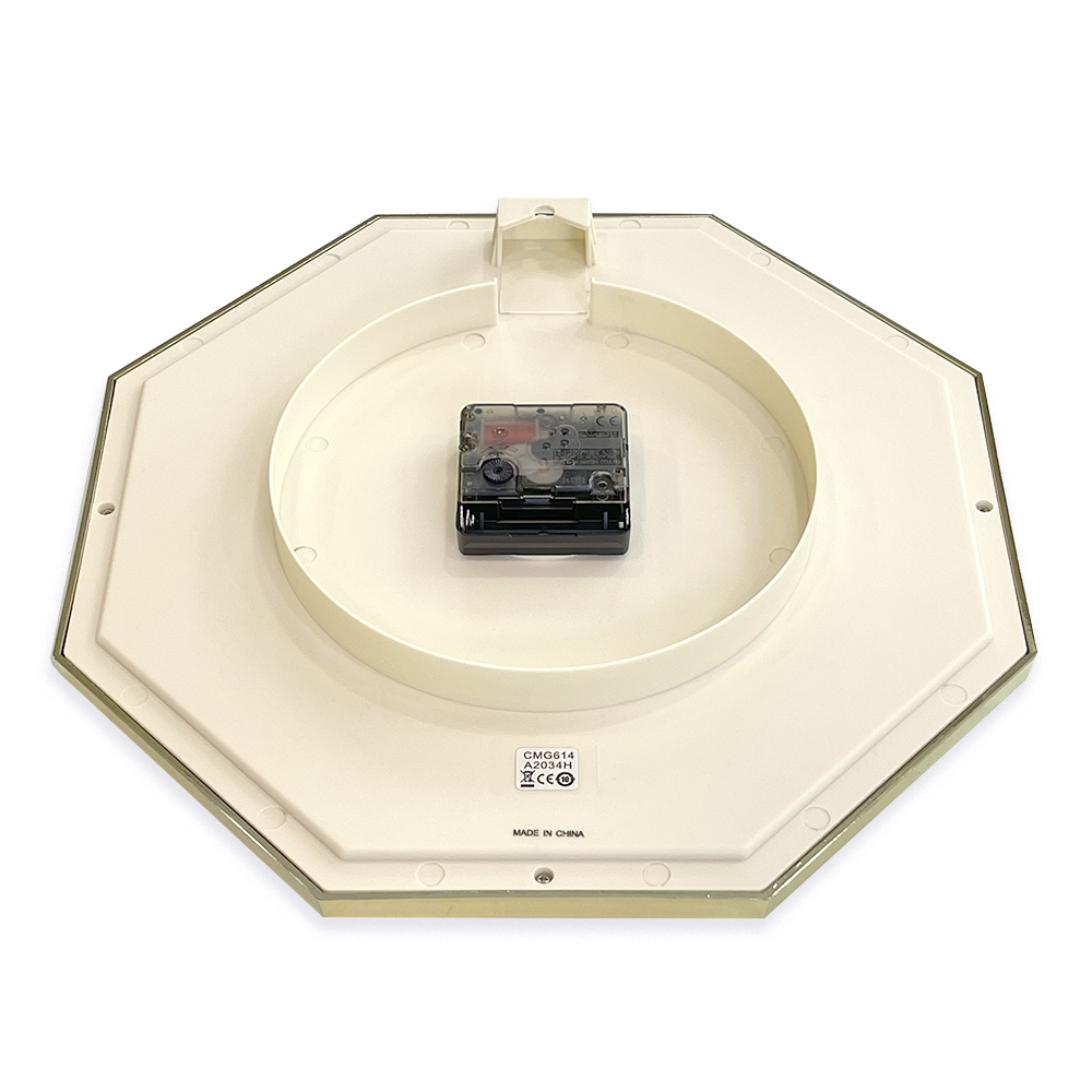 Đồng hồ treo tường Nhật Bản Rhythm CMG614CR18. KT 30.0 x 30.0 x 4.2cm, 636g. Vỏ nhựa, dùng PIN.