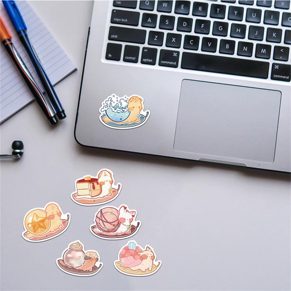 Sticker ốc sên cute dễ thương chibi trang trí mũ bảo hiểm, guitar, ukulele, điện thoại, sổ tay, laptop - Mẫu S9