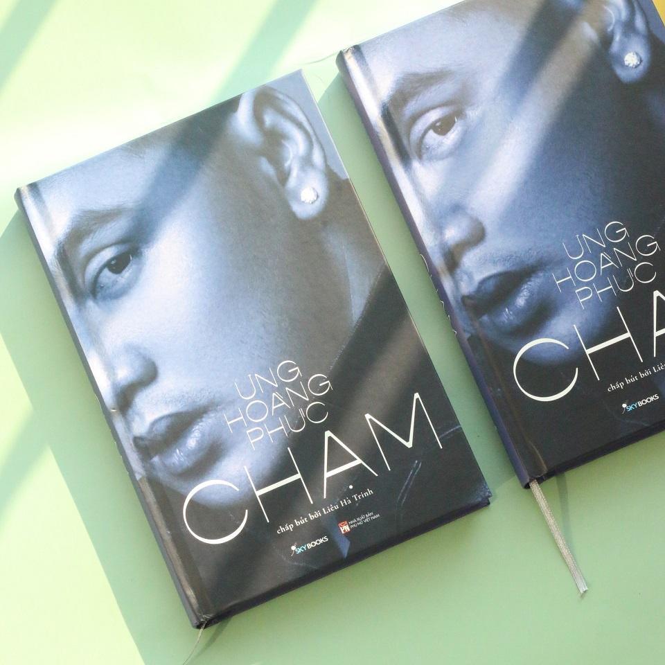 Sách - Chạm - Ưng Hoàng Phúc - AZ Việt Nam