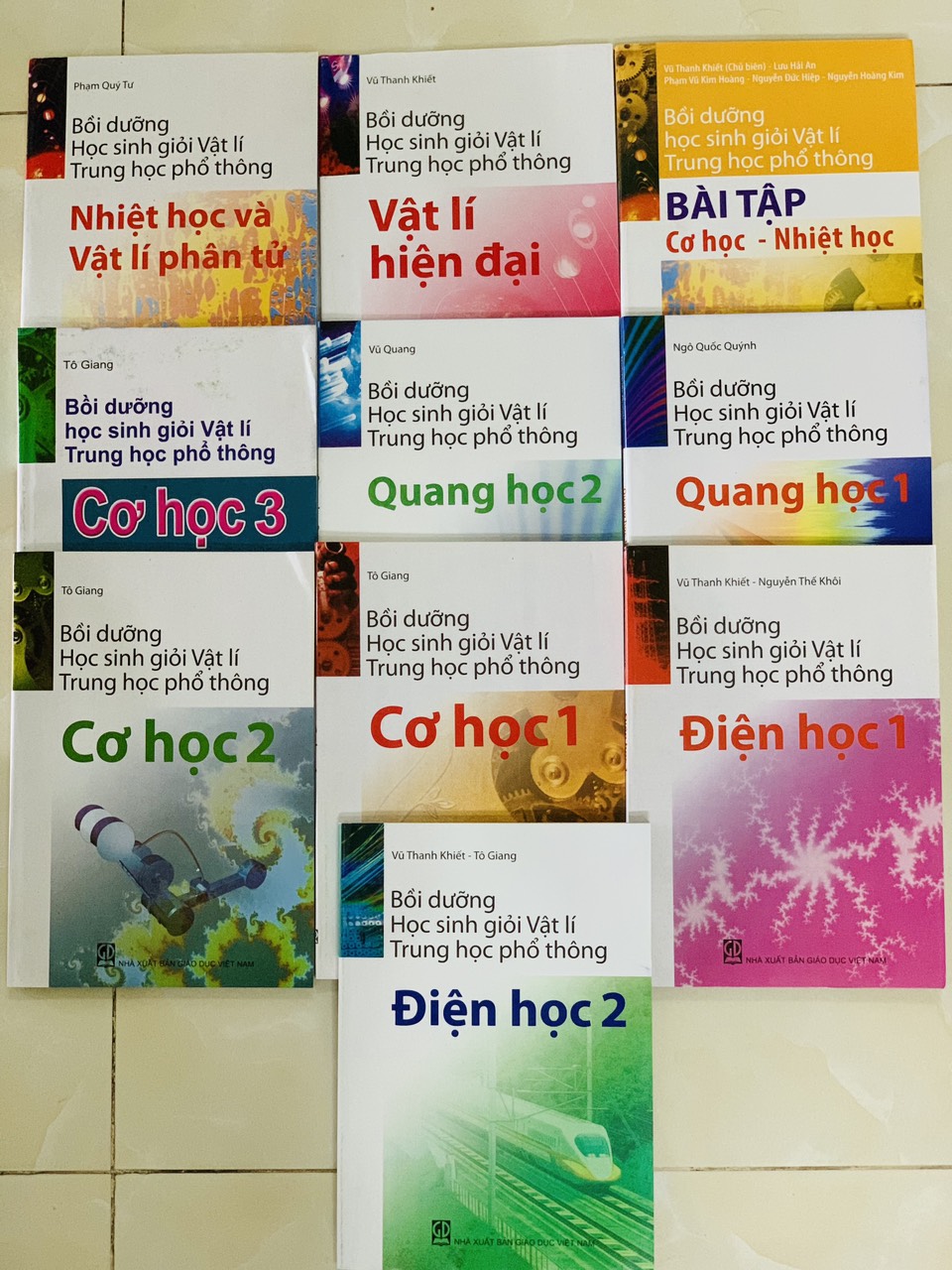 Sách - Bồi Dưỡng Học Sinh Giỏi Vật Lí THPT - Trọn bộ 10 quyển