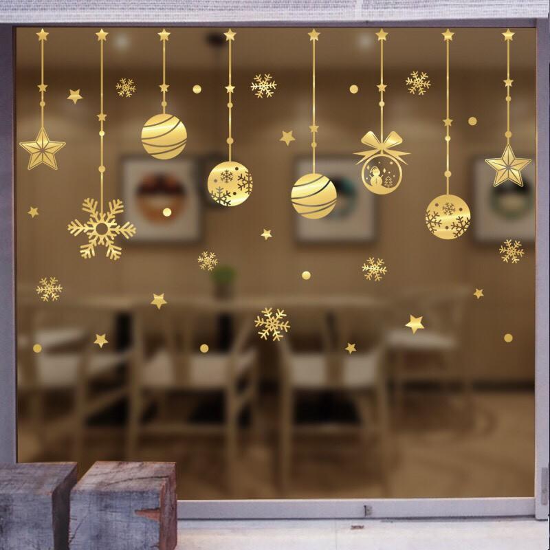 Decal trang trí tường Noel - Rèm trái châu tròn ánh vàng đồng cao cấp