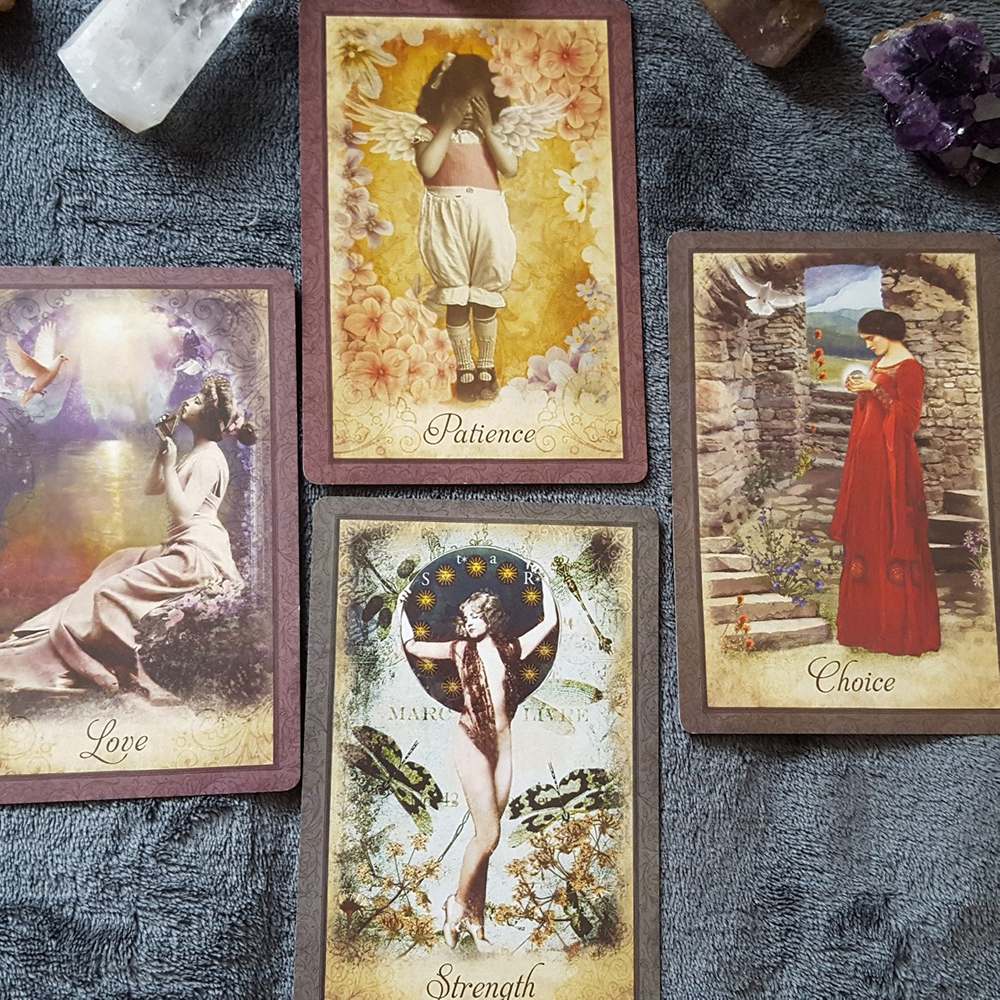 Bài Oracle Vintage Wisdom 52 Lá Bài Tặng Đá Thanh Tẩy