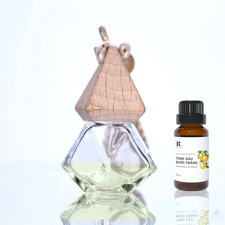 Lọ Treo Xe Ô Tô Tinh Dầu Bưởi 10ml - Treo Xe - Tủ Quần Áo - Khử Mùi - Thanh Lọc Không Khí