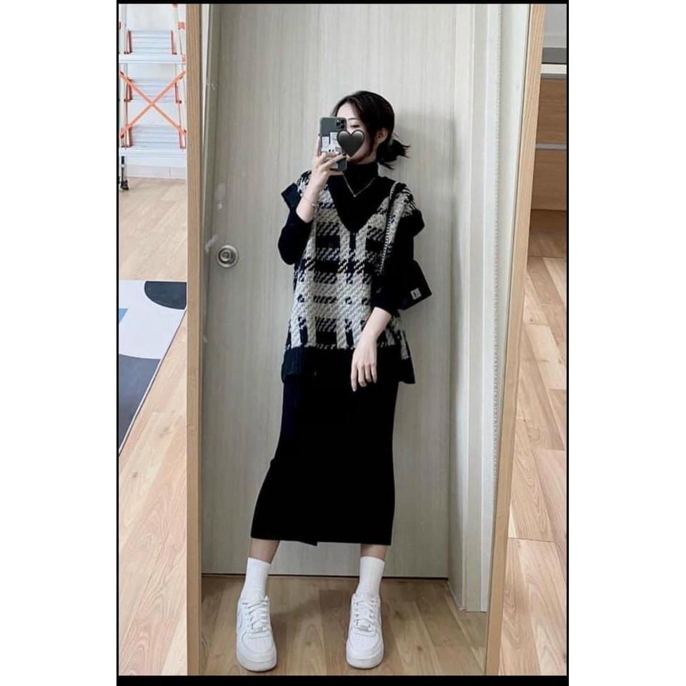 Váy body dài tay cổ lọ xẻ tà xinh xắn