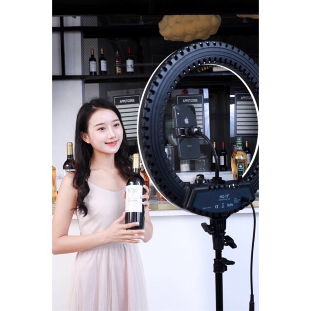 Bộ giá đỡ tripod tích hợp đèn livestream selfie 3 chế độ sáng HQ-18 - Hàng chính hãng