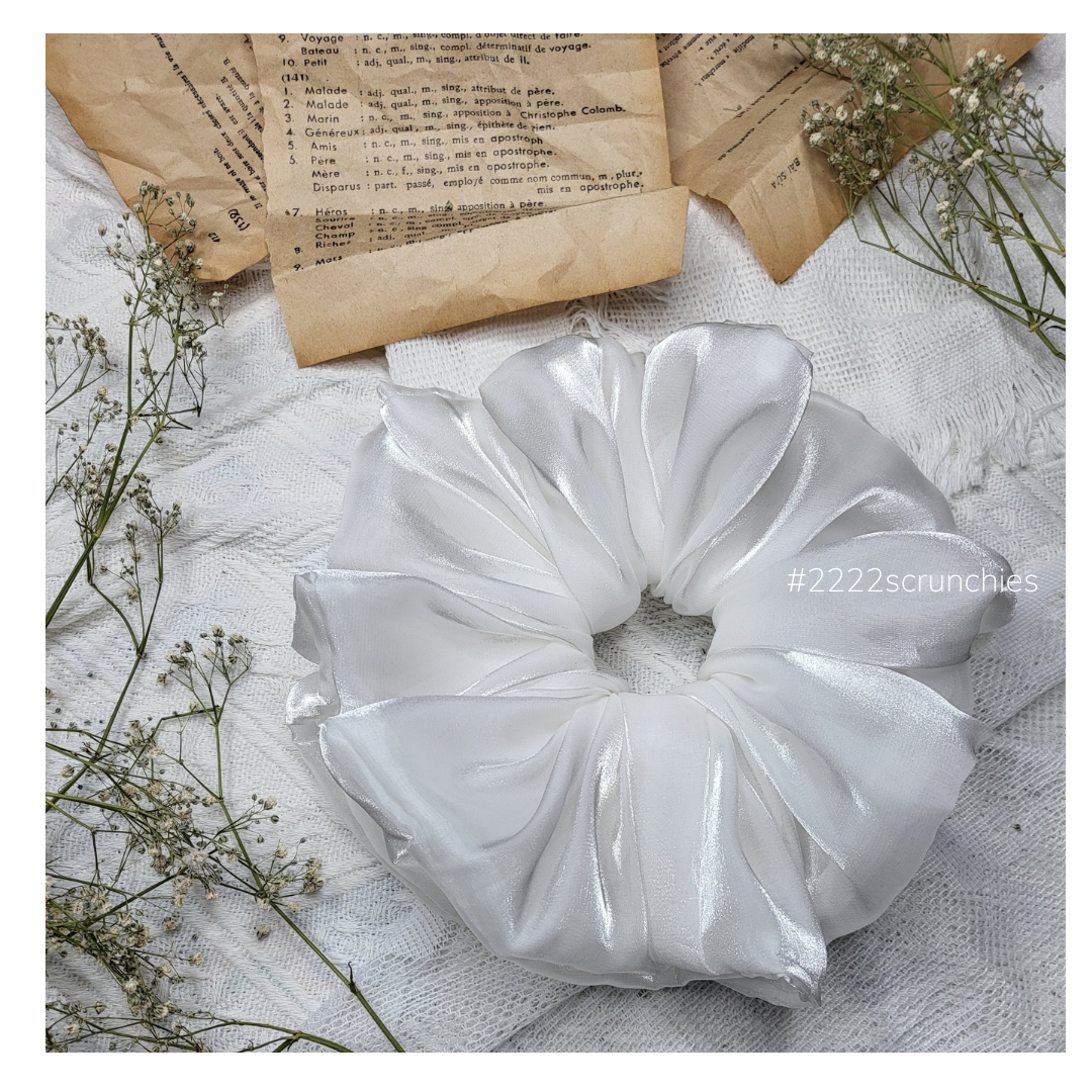 Buộc tóc Scrunchies size siêu to XXL, vải tơ ánh cao cấp ba màu trắng-đen-xanh đậu, handmade
