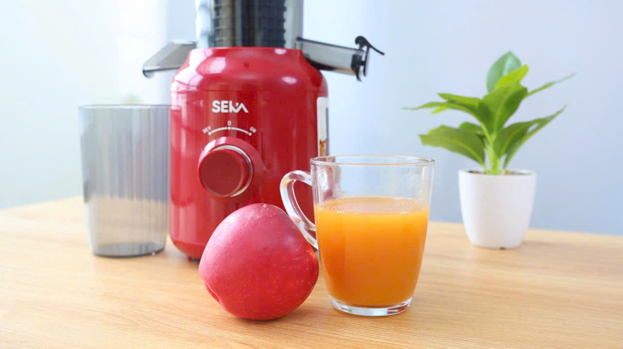 Máy ép chậm SEKA SK535S loại cổ to công suất 250w dung tích 700ml, máy ép trái cây hoa quả kiệt bã hàng nhập khẩu