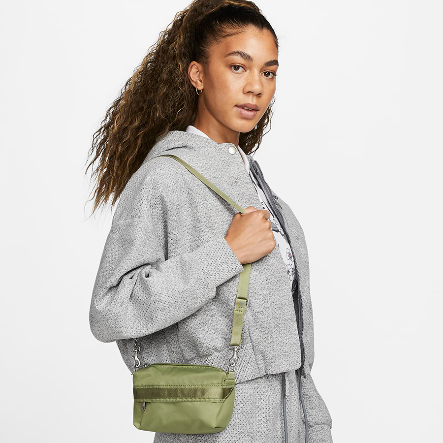 Túi thể thao Nữ NIKE W NSW FUTURA LUXE CROSSBODY CW9304