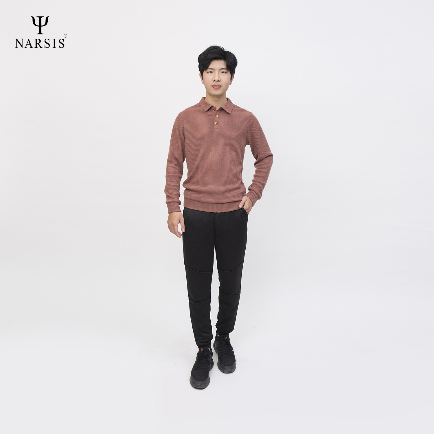 Aó dài tay nam Narsis D0052 len màu nâu