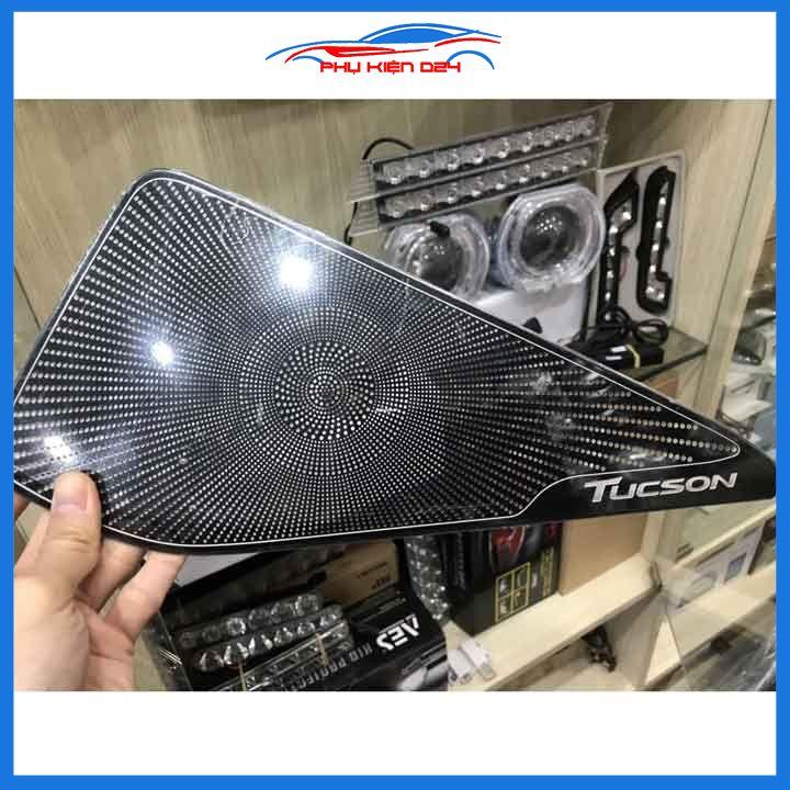 Bộ ốp màng loa vân Titan cho xe Tucson 2016-2017-2018-2019-2020 chống xước trang trí nội thất ô tô