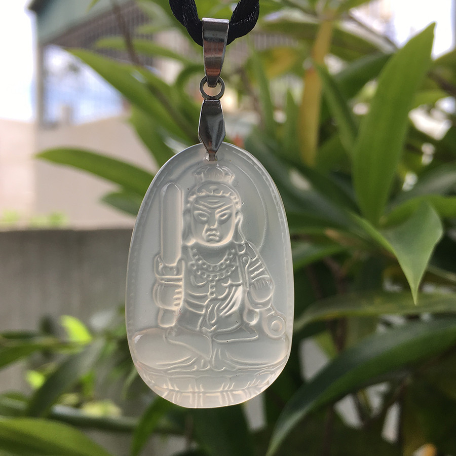 Dây chuyền mặt Phật Bất Động Minh Vương, Mặt đá Mã não trắng, Hộ mệnh cho Tuổi Dậu, TEN5