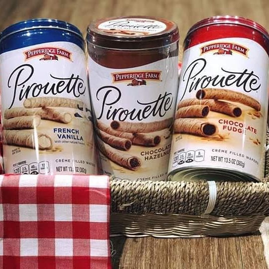 Bánh ống điếu vị sô-co-la hạt dẻ hiệu Pepperidge Farm 382g