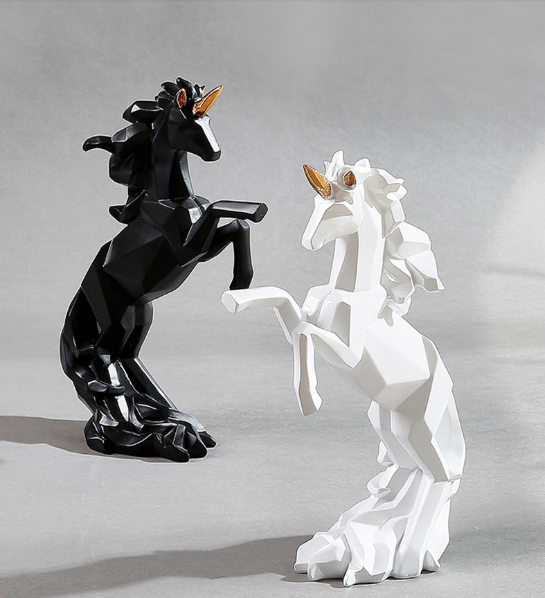 TƯỢNG B&W UNICORNS