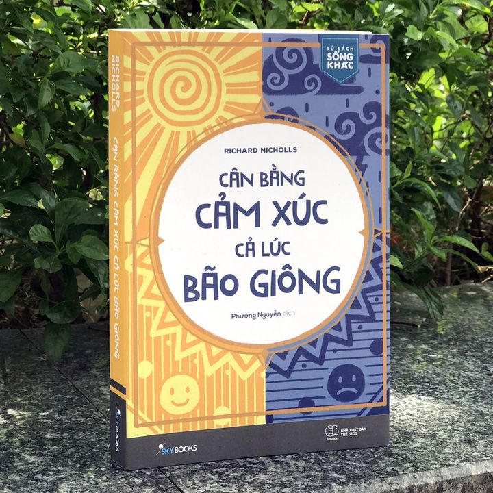 Trạm Đọc Official | Cân Bằng Cảm Xúc Cả Lúc Bão Giông