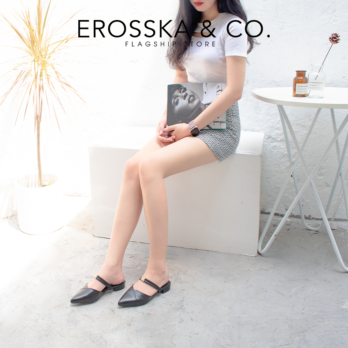 Giày Bít Mũi Phối Dây Thời Trang Erosska EL004 (Màu đen)
