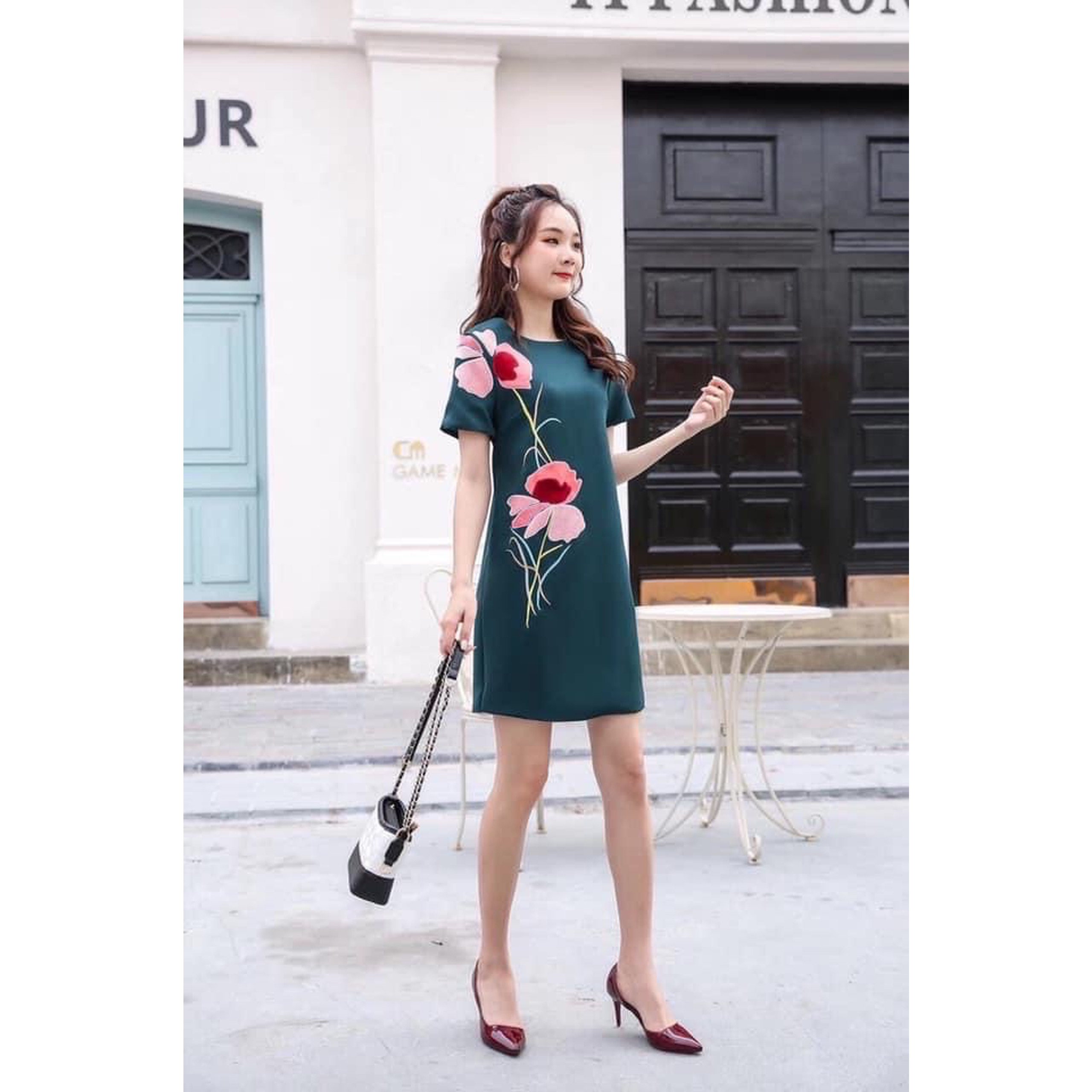 Đầm dự tiệc, đầm công sở thêu hoa tay con thanh lịch