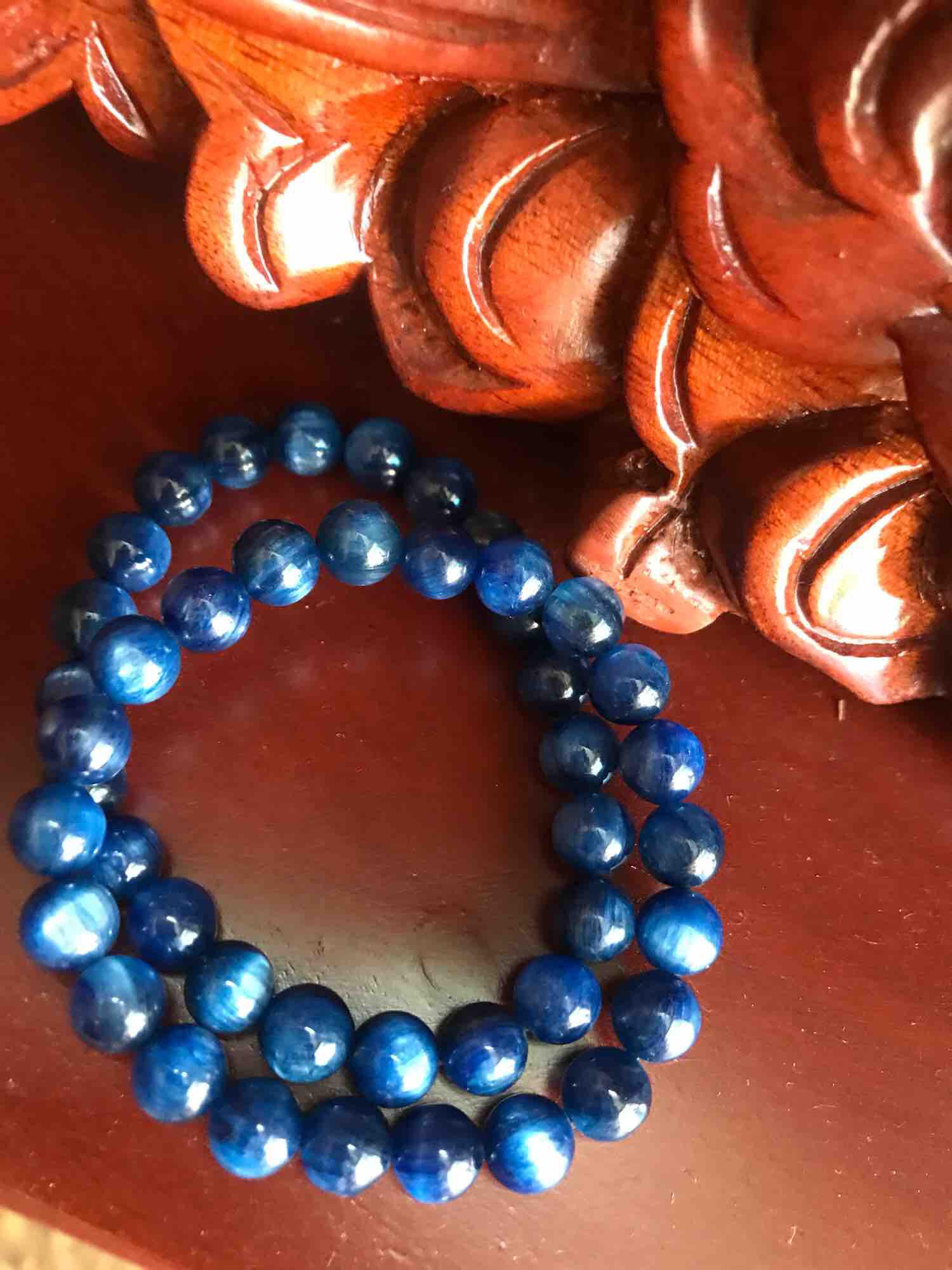 CHIẾC VÒNG KYANITE 8MM ĐÁ SAPPHIRE NƯỚC THIÊN NHIÊN XANH DUONGW ĐẸP NỮ MỆNH THỦY MỘC