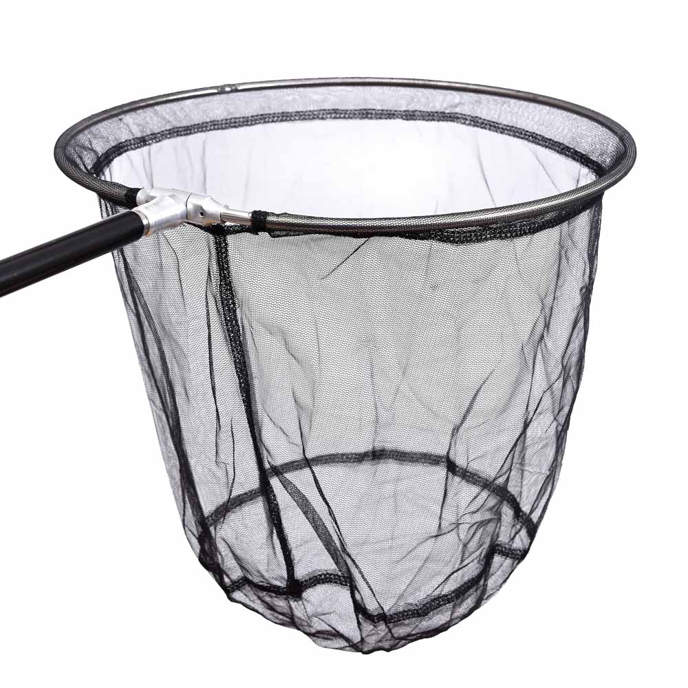Lưới vớt cá với cần kéo dài bằng nhôm thiết kế 5 phần, bền và có thể thu gọn, tay cầm bằng nhựa chống trượt.