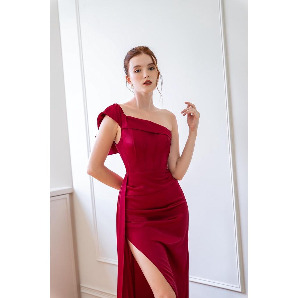 STORY Đầm Scarlett dự tiệc chéo vai sang trọng xẻ tà lụa satin cao cấp thời trang nữ Story.clothes