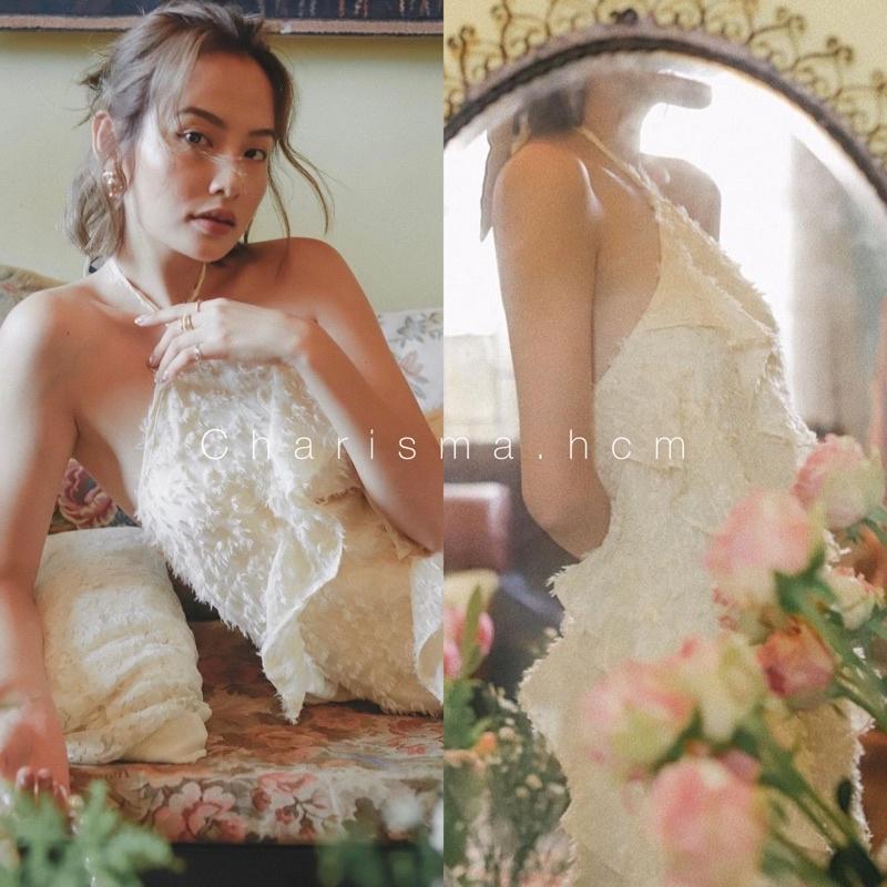 Váy Đầm cổ yếm lông vũ bèo tầng