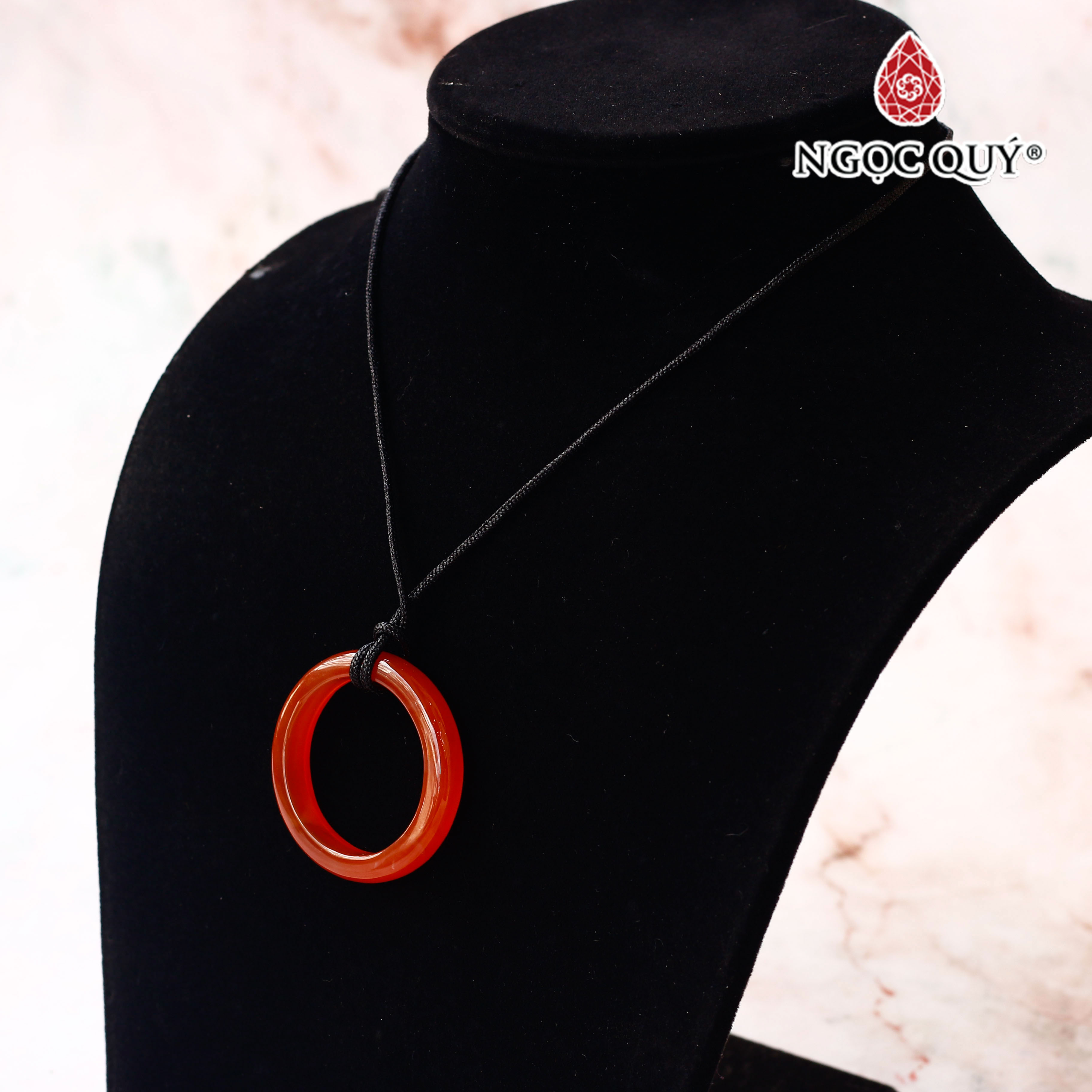 Mặt dây chuyền tròn đá mã não đỏ - Ngọc Quý Gemstones