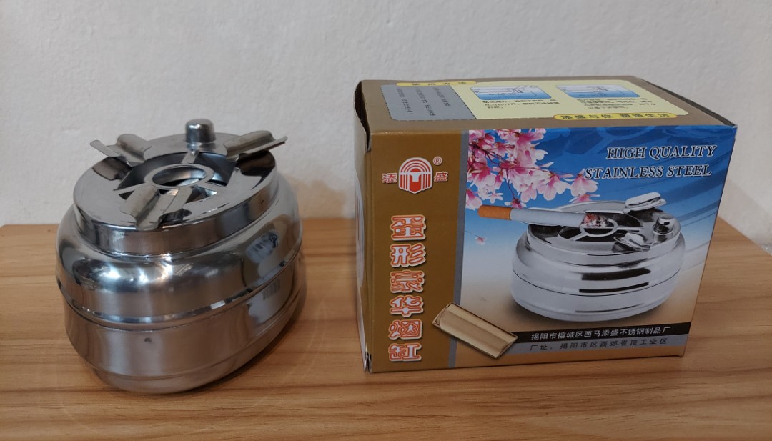 Gạt tàn thuoc Inox có nút bấm đóng mở ngăn đựng tiện dụng dễ vệ sinh