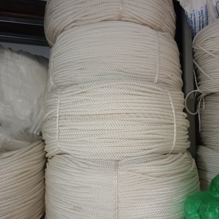 Cuận Dây thừng ,dây chạc dài 10 M nylon 6 li , 8 li bền dai dùng buộc tàu, công trường, nông nghiệp...