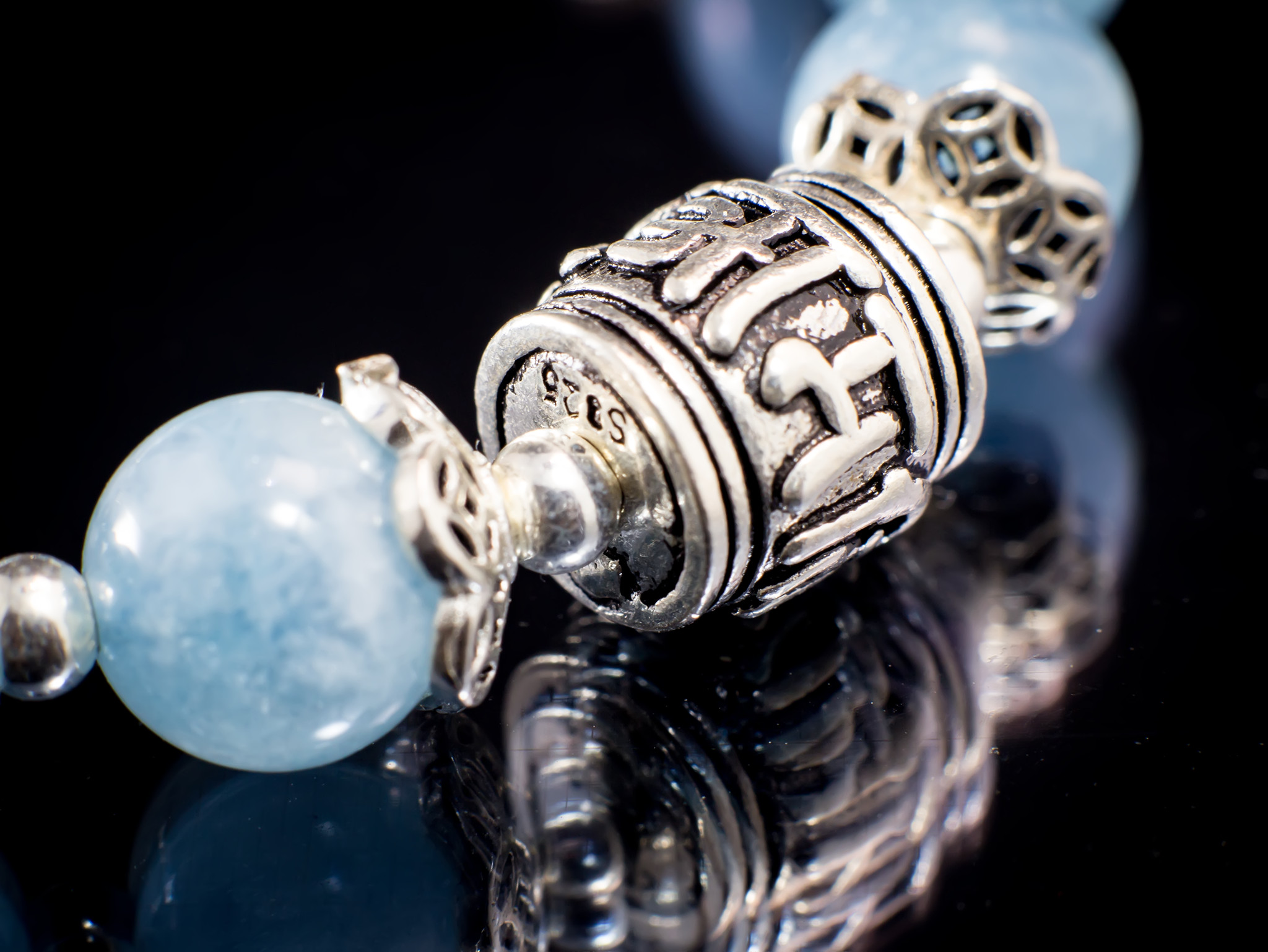 Vòng tay phong thủy Aquamarine thiên nhiên AAAA BlackMount #VT023