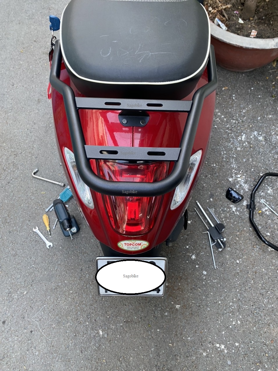 Baga Givi SR lắp cho Vespa Sprint, baga Vespa Sprint