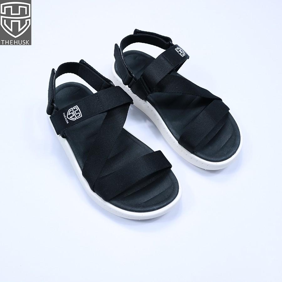 Giày Sandals Unisex HuuCuong &amp; TheHusk Quai Đen Đế Trắng - TH14