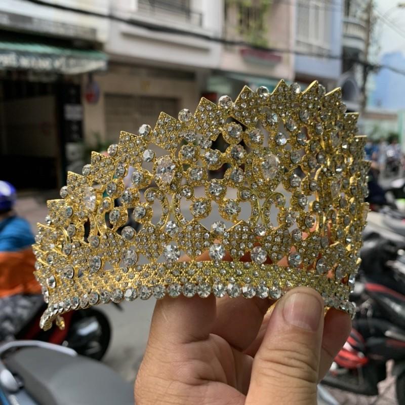 Vương miện cô dâu vàng ánh kim đính đá lấp lánh mẫu 11/2020 GiangPKC