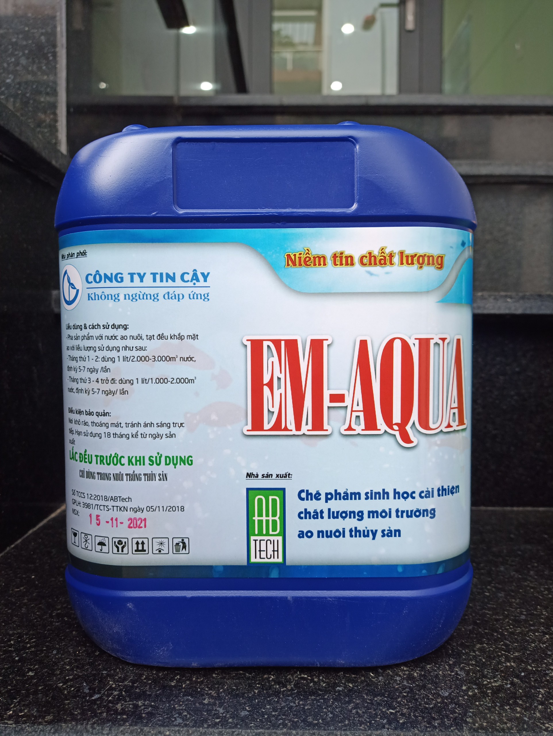 Chế Phẩm Sinh Học EM-AQUA Chuyên Dùng Trong Ao Nuôi Tôm, Cá