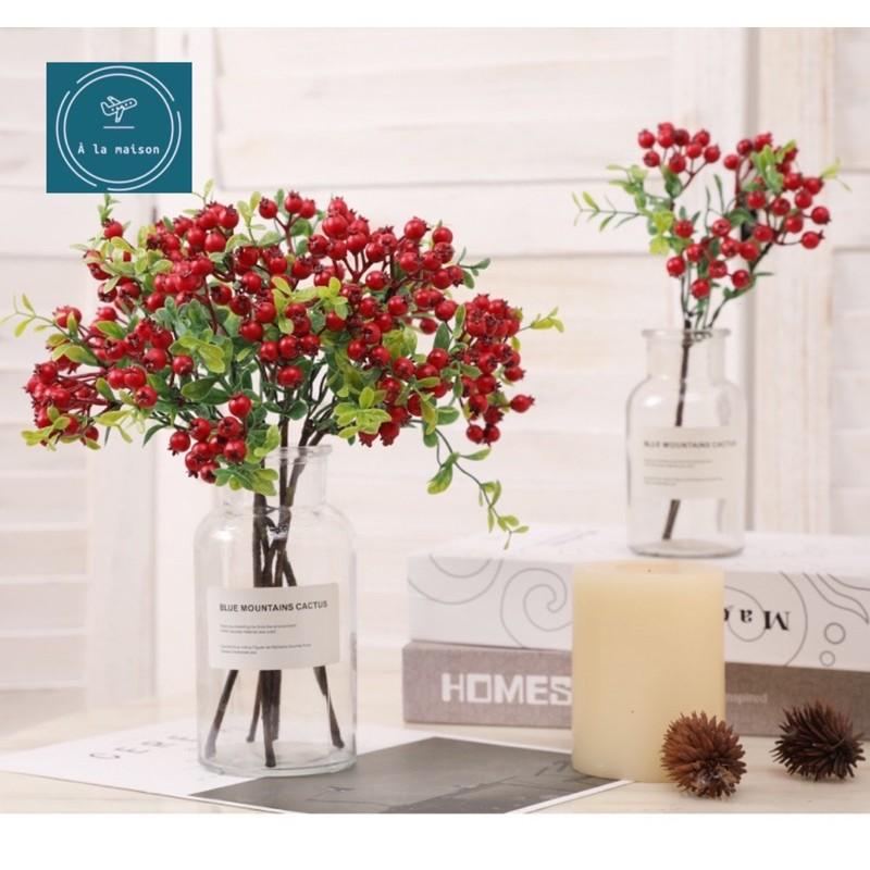 Cành lá berry cao 30cm dùng trong decor trang trí nhà cửa, hoa lụa cao cấp, hoa cưới