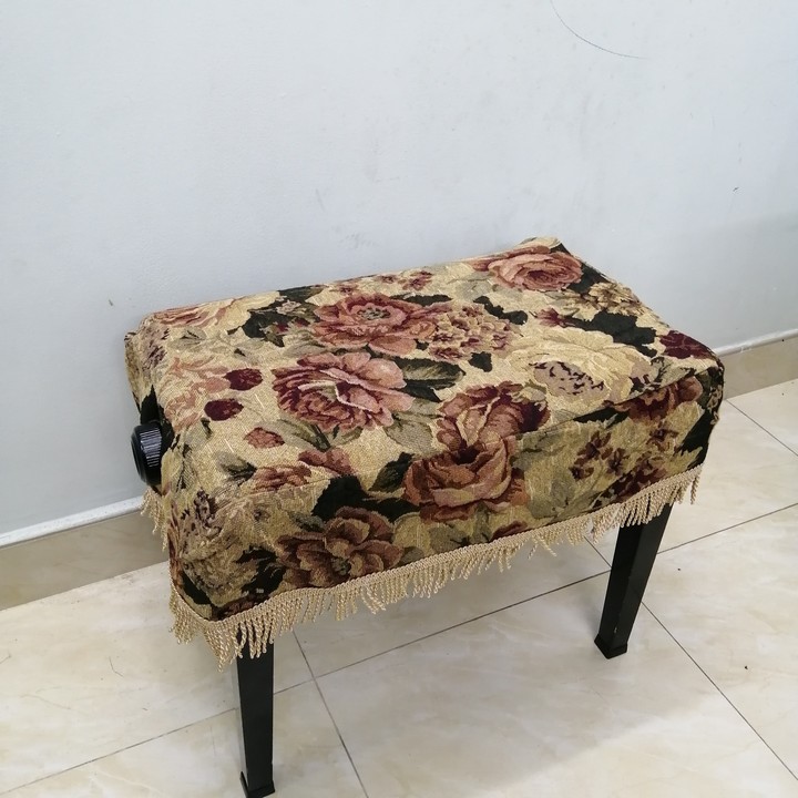 Khăn phủ ghế hoa cổ điển